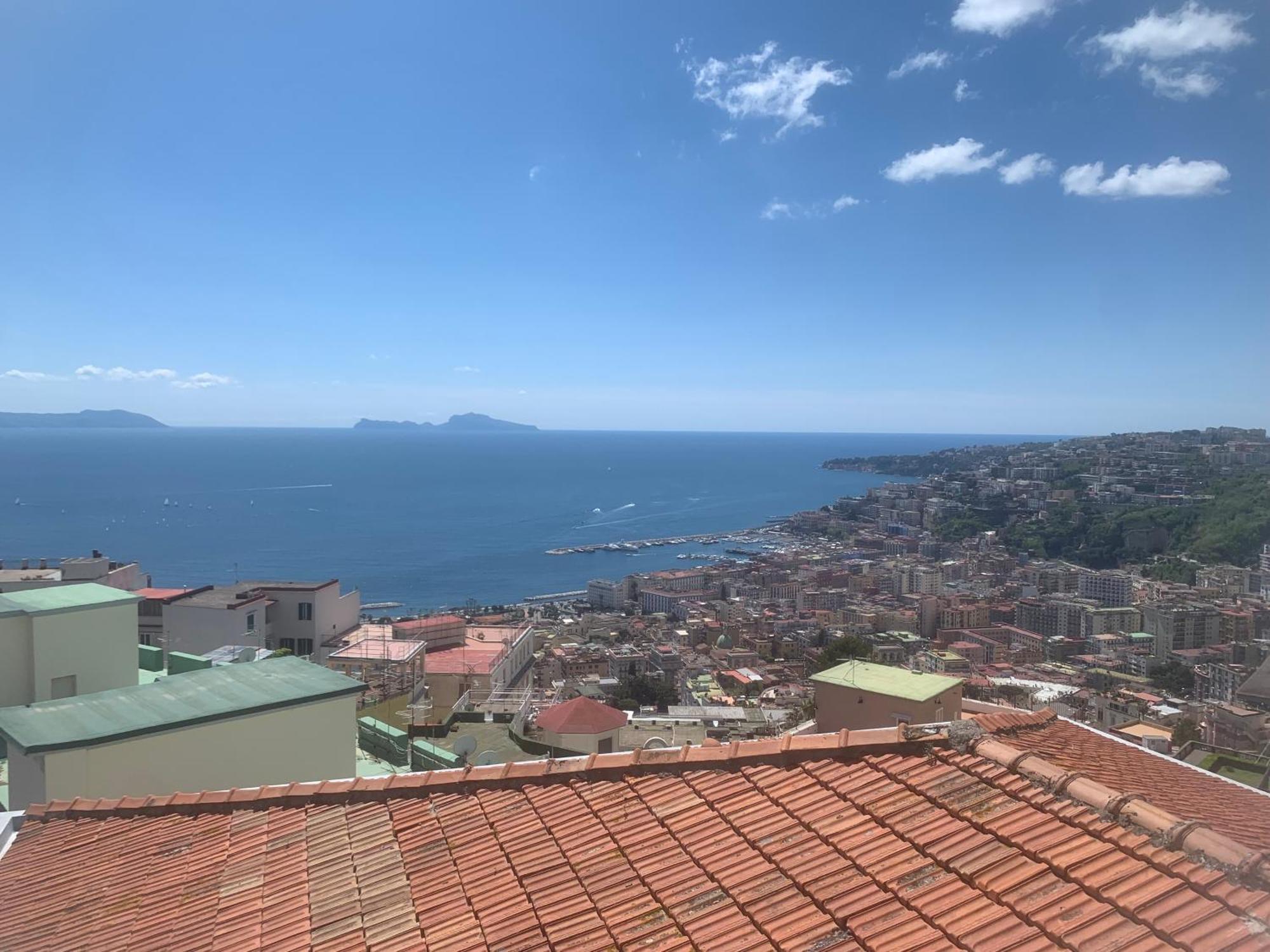 Casa Di Carlo Al Vomero Nápoly Kültér fotó